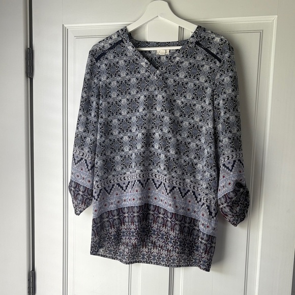 tribal jeans Tops - Tribal Jeans Elegant Gray Patterned Women's Top Blouse medium